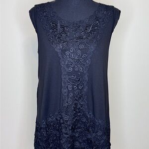 NWT Maurices Tank Top Blouse Womens Medium Black Floral Lace Scoop Neck Stretch
